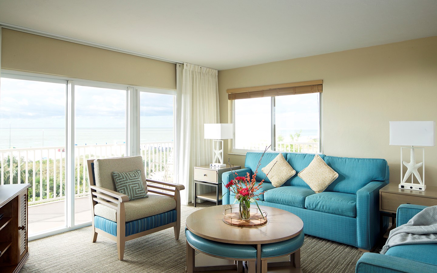 The Charter Club of Marco Beach