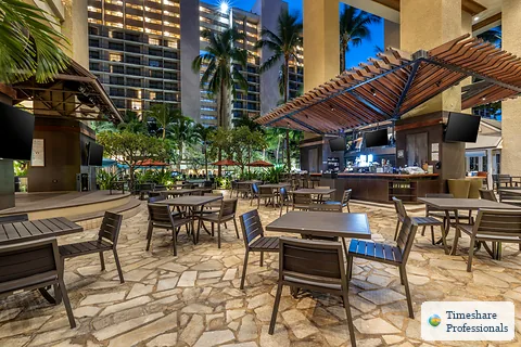 Dining area at HGVClub At Hilton Hawaiian Village