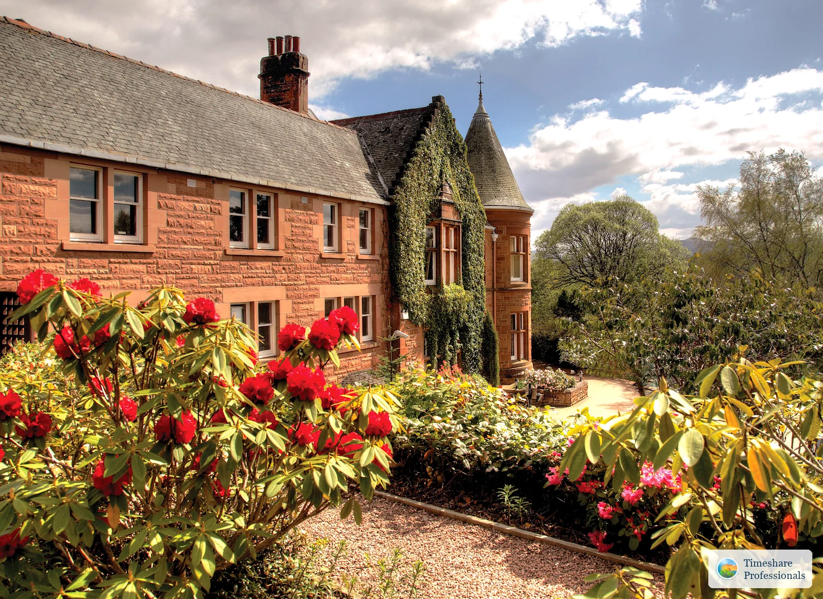 Resort exterior at Hilton Craigendarroch HGVC