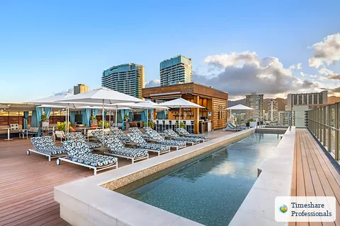 Resort pool at Hokulani Waikiki By Hilton Grand Vacations Club HGVC