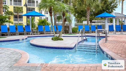 Resort pool at Marriotts Harbour Lake