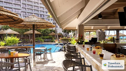 Resort pool at Marriotts Maui Ocean Club