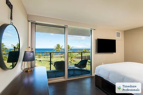 Example bedroom at Ocean Tower At Hilton Waikoloa Village